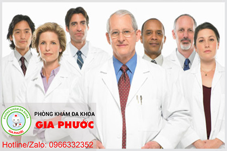 doi ngu Y_Bac si co trinh do tay nghe cao anh huong den chi phi