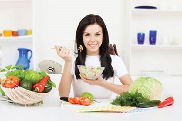Bổ sung protein, vitamin và chất sắc để tránh thiếu máu 